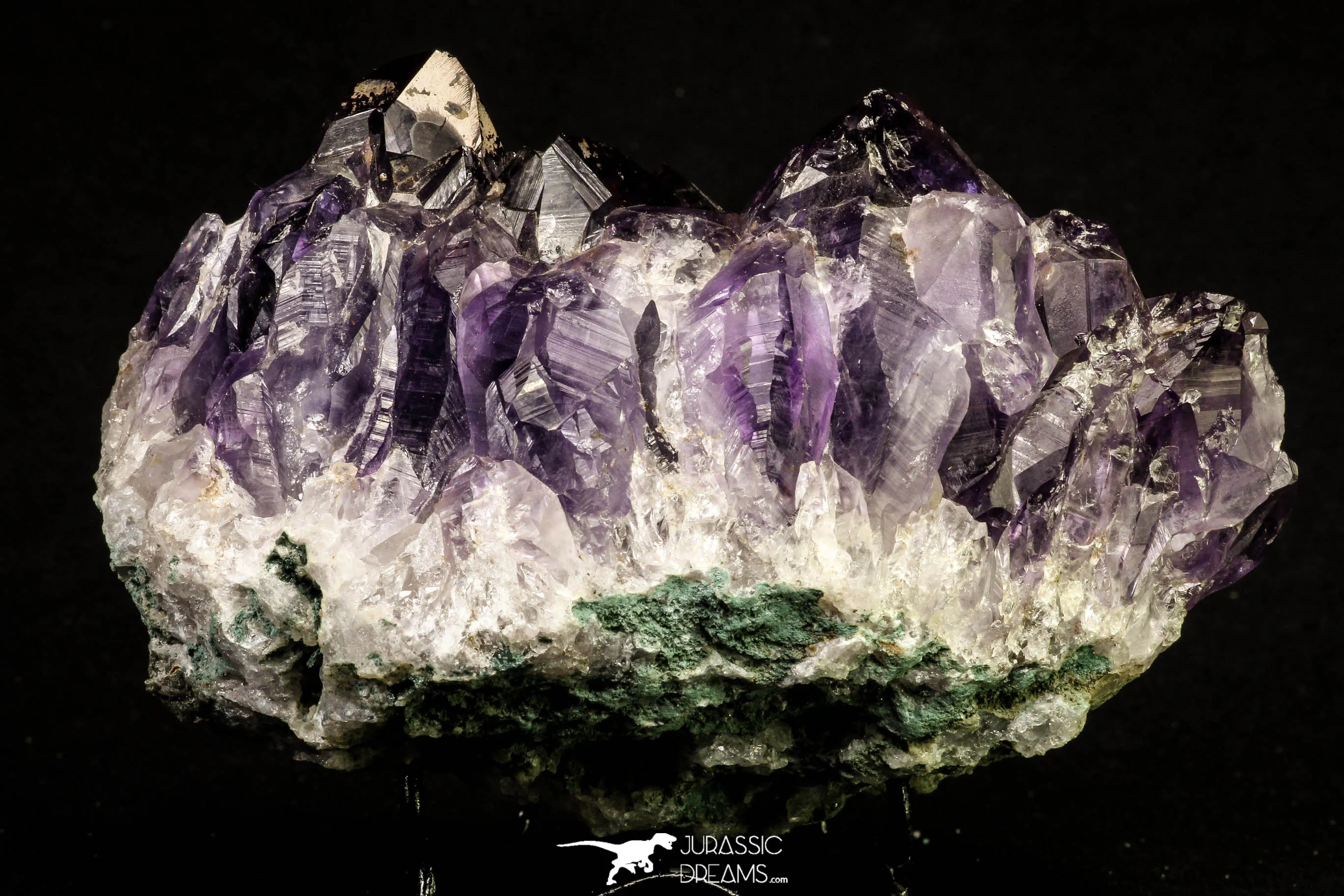 20847 - Beautiful Purple Natural Amethyst Crystals Cluster Minas Gerais District - Brazil