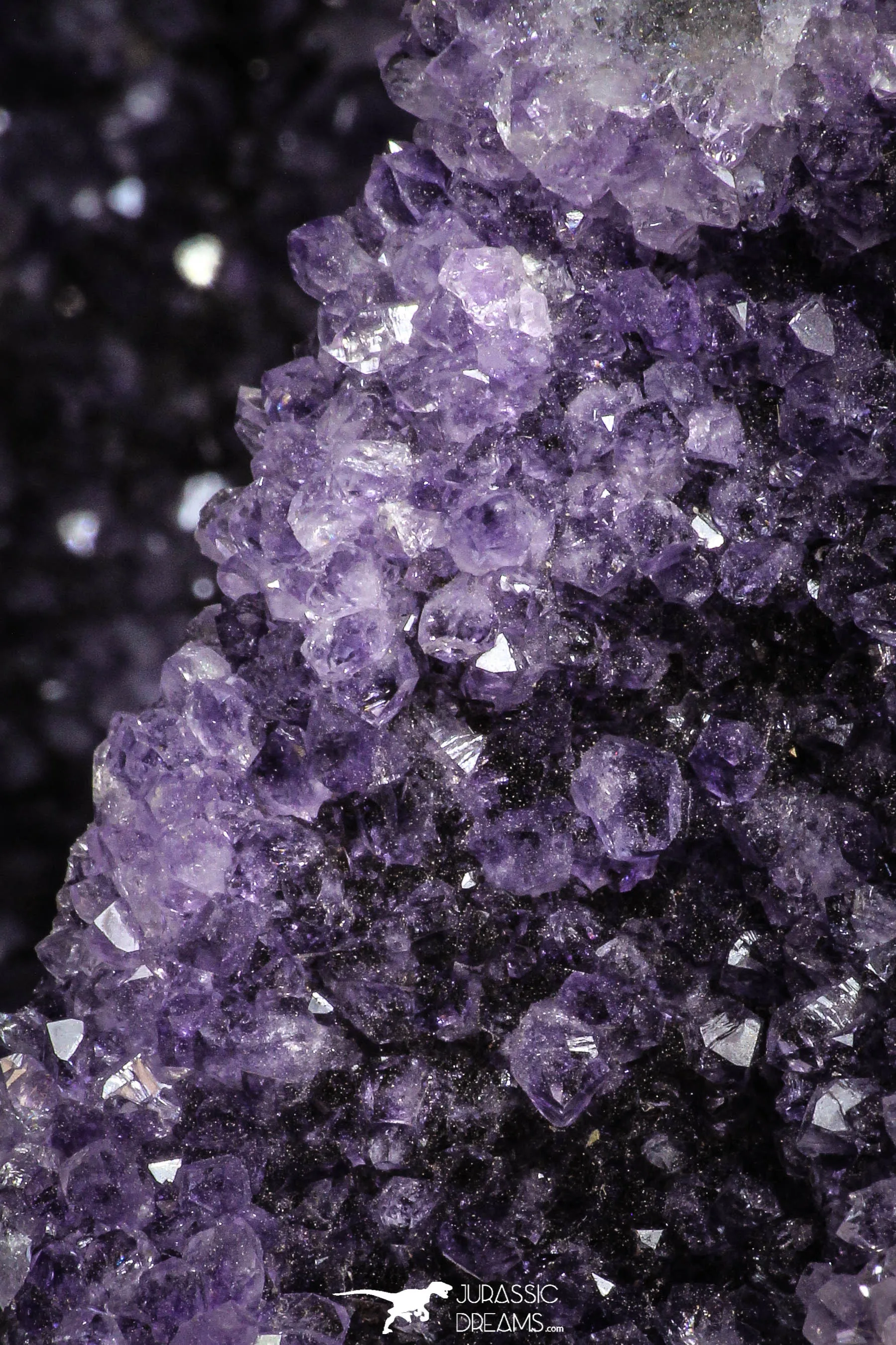 22213 - Beautiful Purple Natural Amethyst Geode Minas Gerais District - Brazil