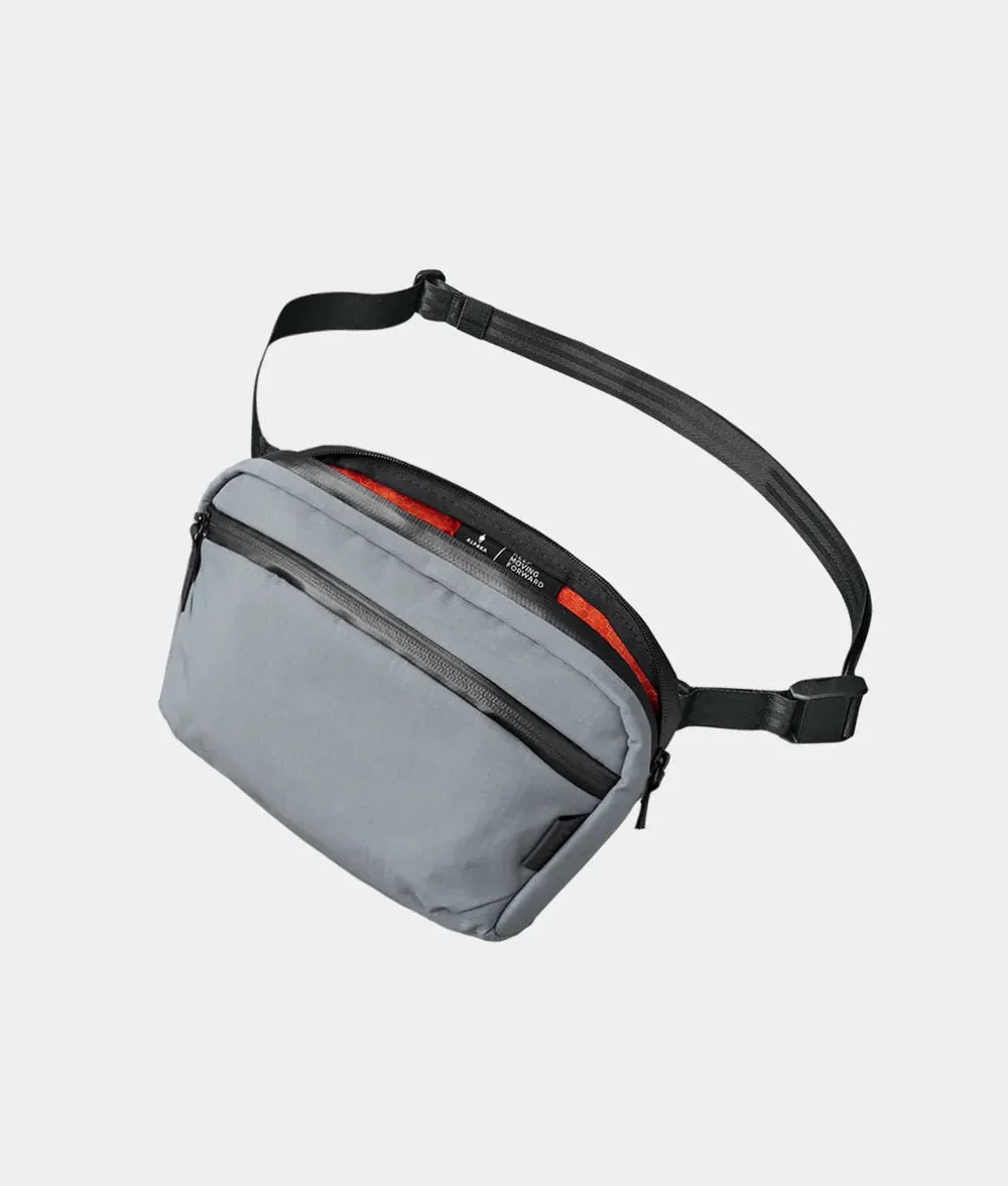 Alpaka Flight Sling 2L