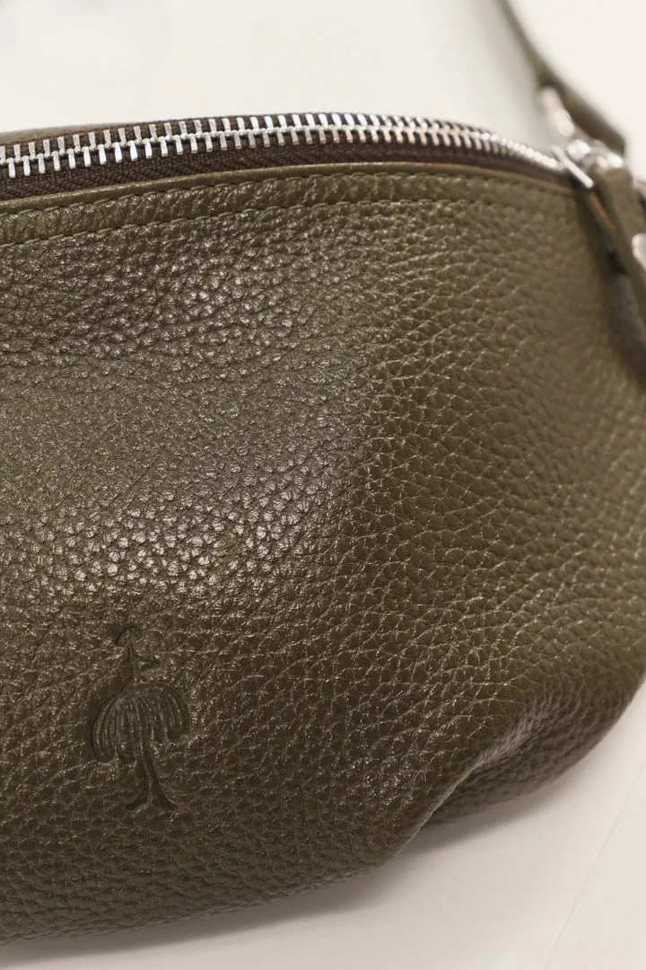 ANGEL - Sac banane vétiver cuir grainé
