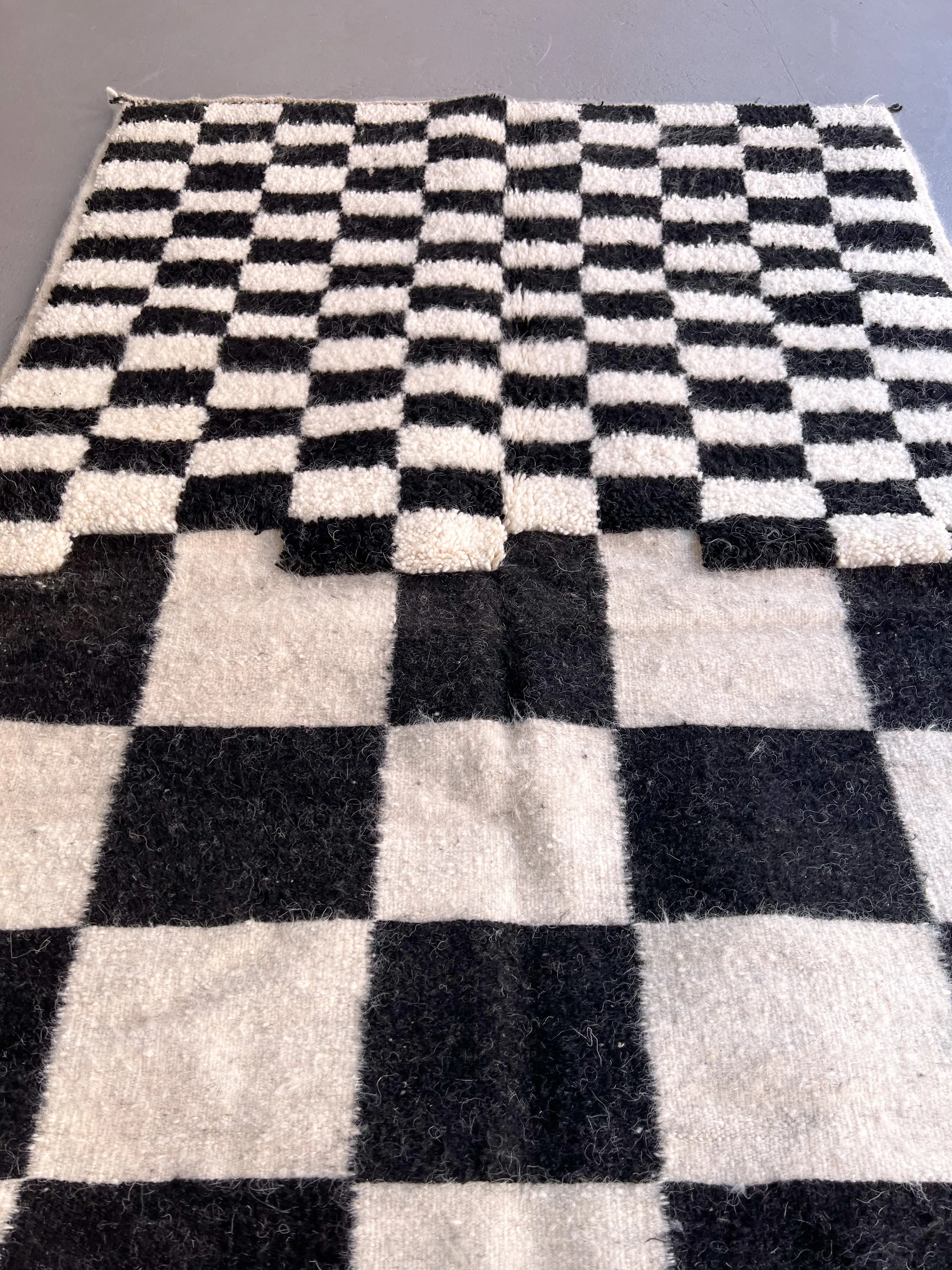 Anzal's Dimensional Lattice Rug