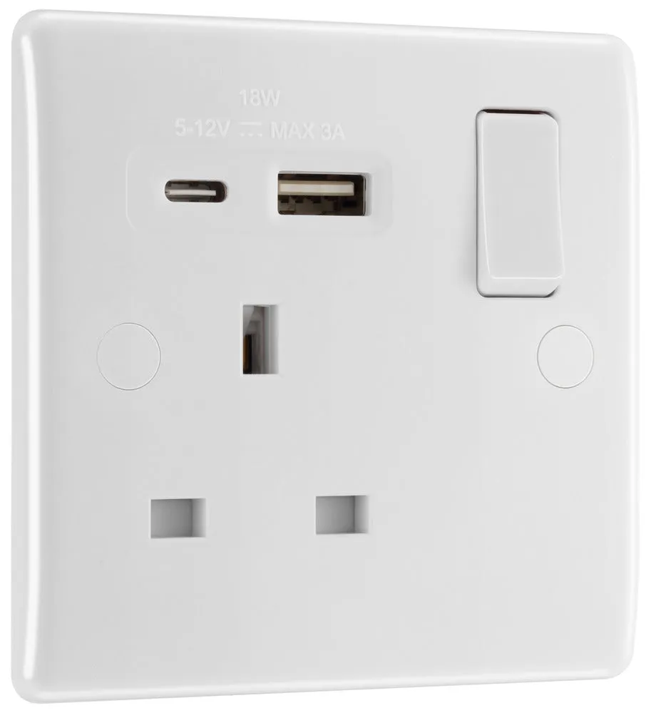 BG 821UAC18 White Round Edge 13A Single Switched Power Socket   USB A C (18W)