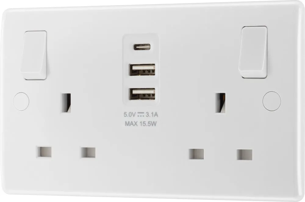 BG 822UAAC15 White Round Edge 13A Double Socket   2xUSB A  1xUSB C(15W)