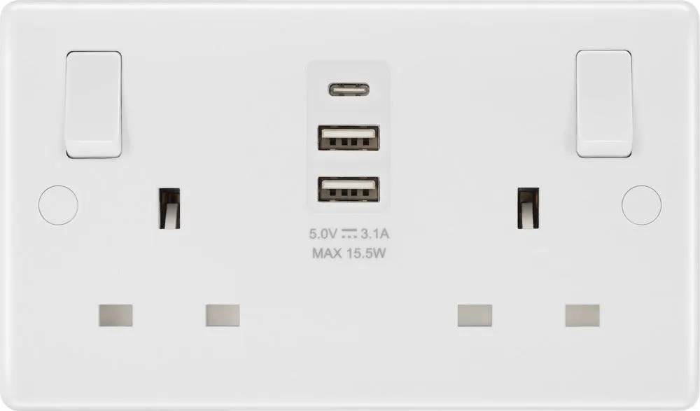BG 822UAAC15 White Round Edge 13A Double Socket   2xUSB A  1xUSB C(15W)