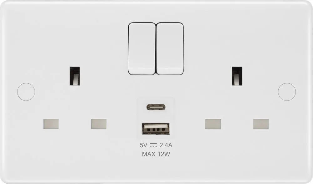 BG 822UAC12 White Round Edge 13A Double Switched Power Socket   USB A C (12W)