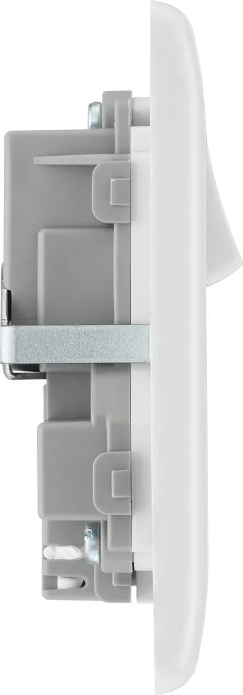 BG 822UAC12 White Round Edge 13A Double Switched Power Socket   USB A C (12W)