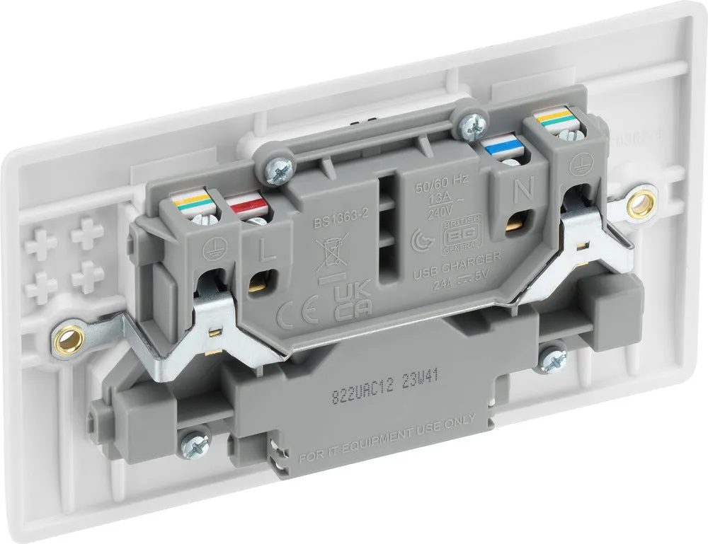 BG 822UAC12 White Round Edge 13A Double Switched Power Socket   USB A C (12W)