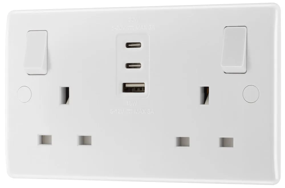 BG 822UACC30 White Round Edge 13A Double Socket   2xUSB C  1xUSB A(30W)