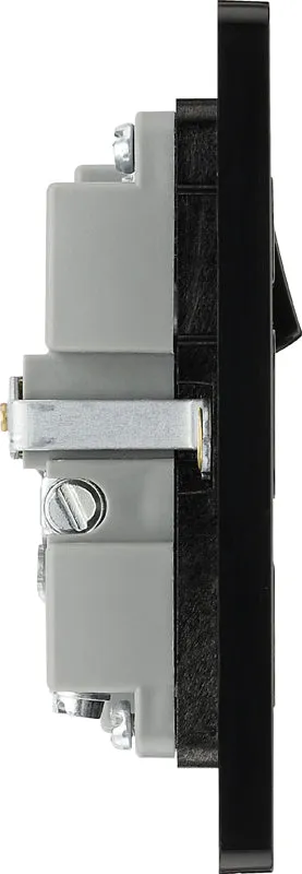 BG Evolve PCDMG21U2B 13A Single Switched Power Socket   2xUSB(2.1A) - Matt Grey (Black)