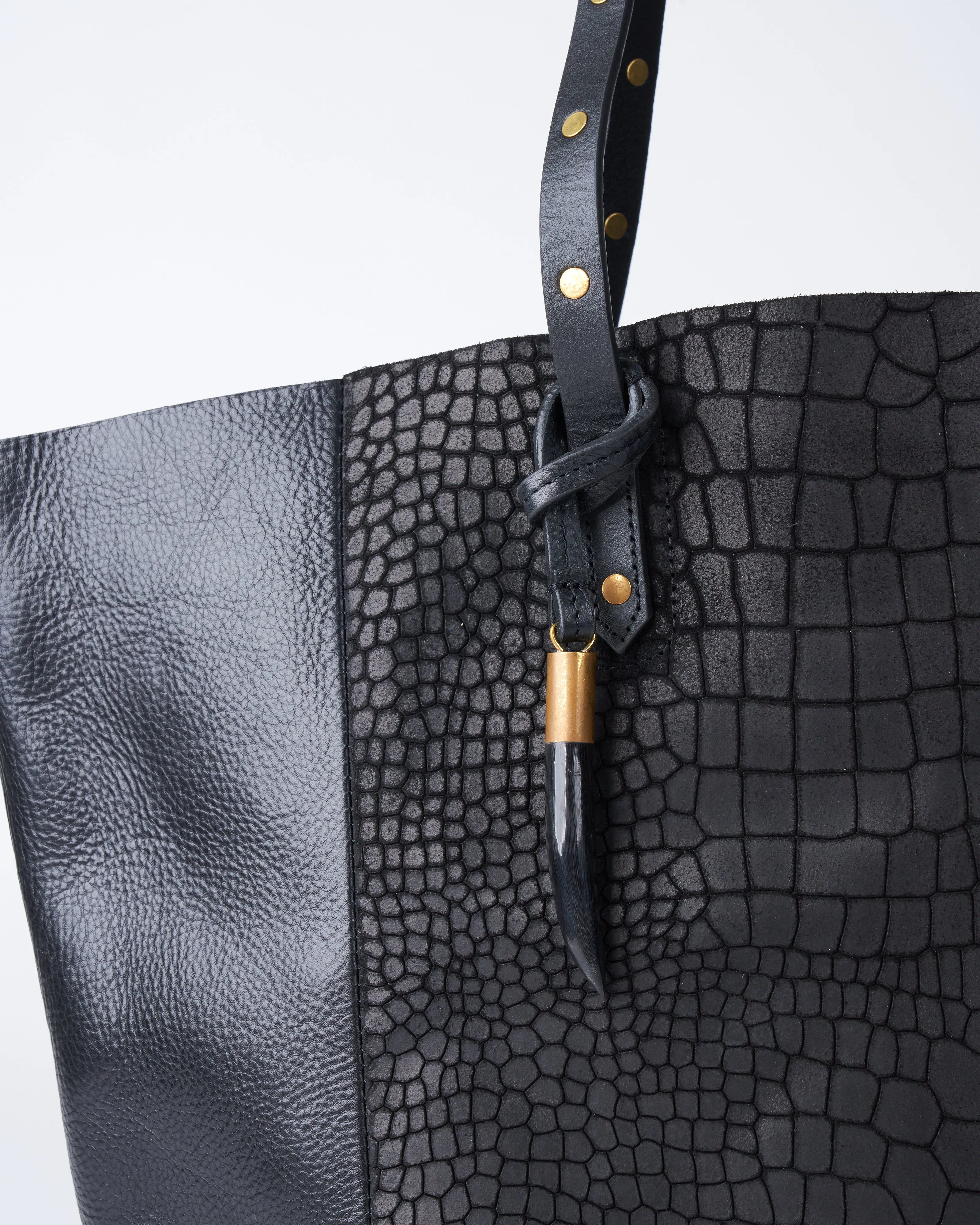 black croco tote - black