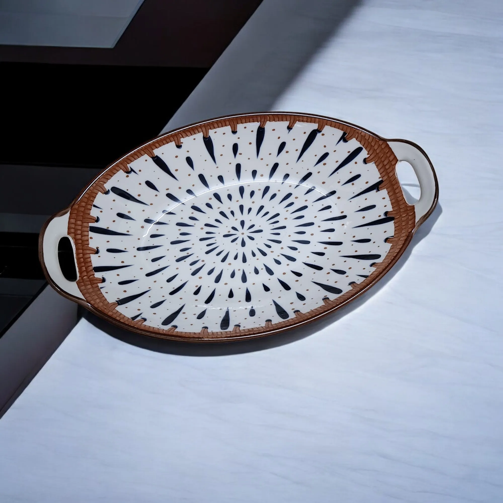 Chich Splatter Ceramic Oval Tray (10 inch)