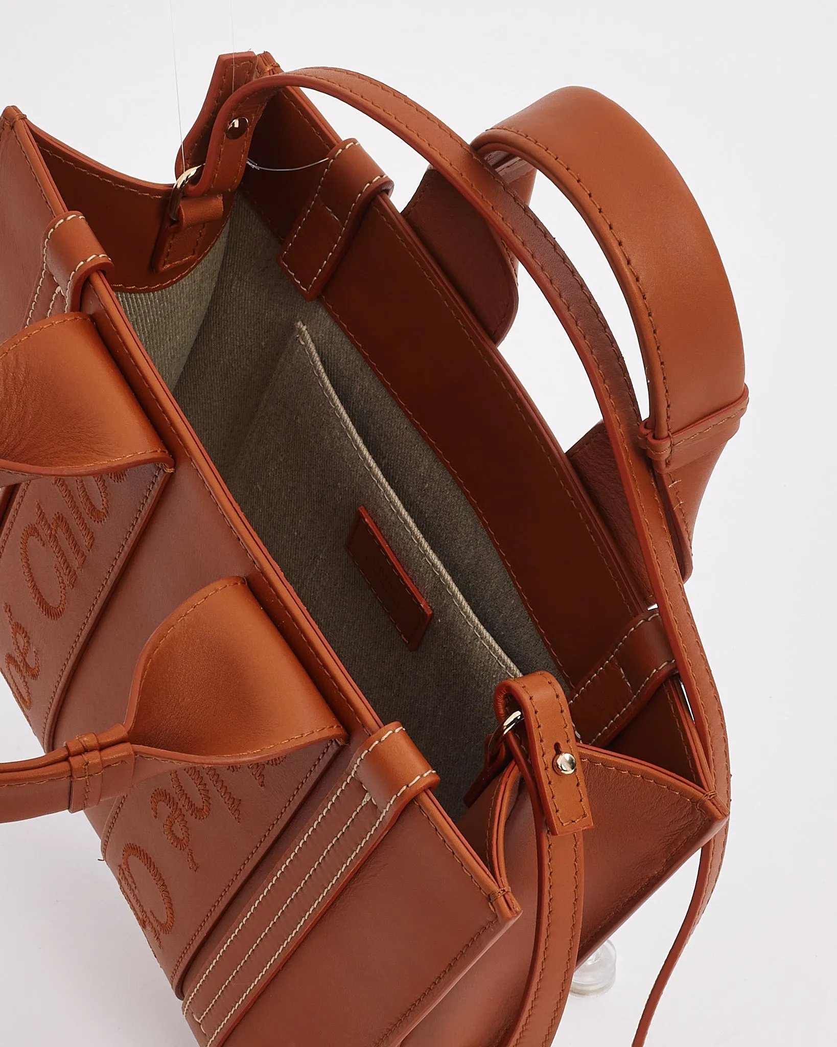 Chloé Tan Leather Small Woody Tote Bag with Strap