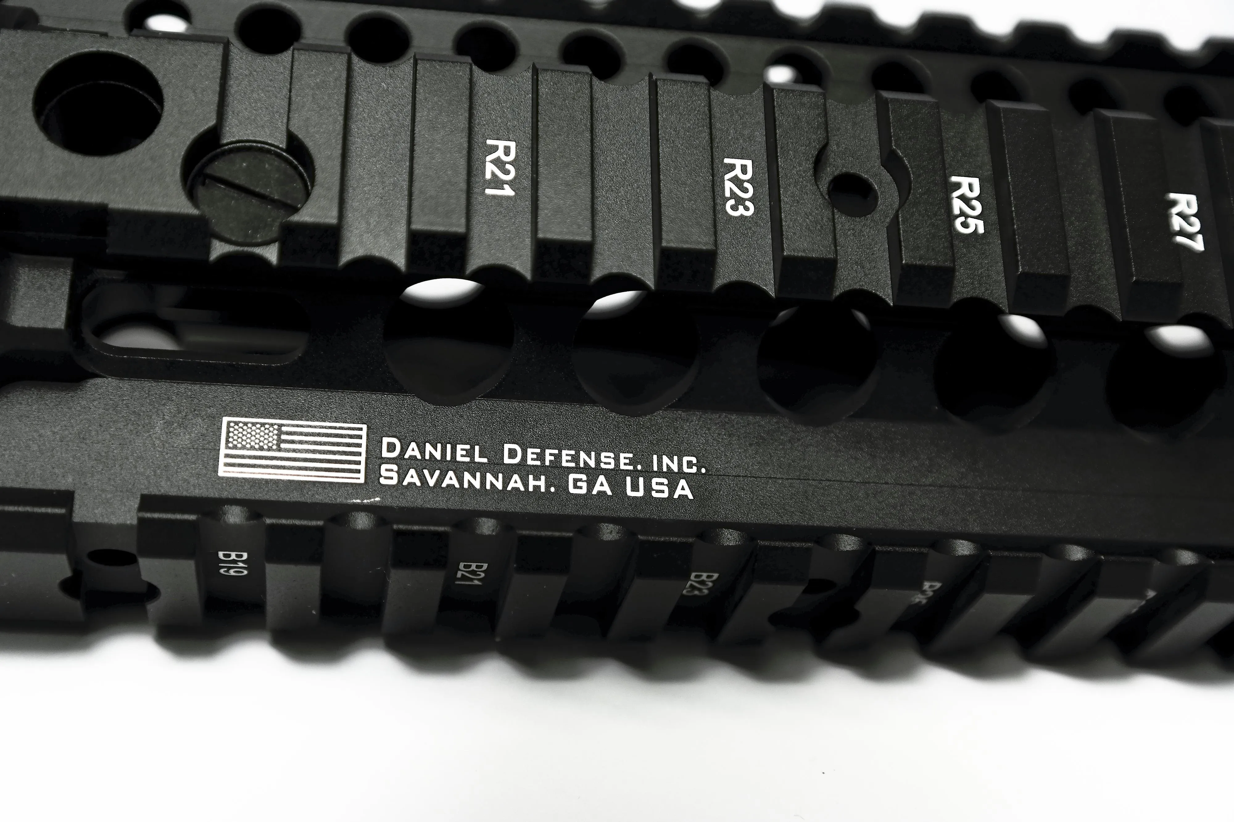 Daniel Defense OMEGA Handguard 9" Black (AFSOC Version)