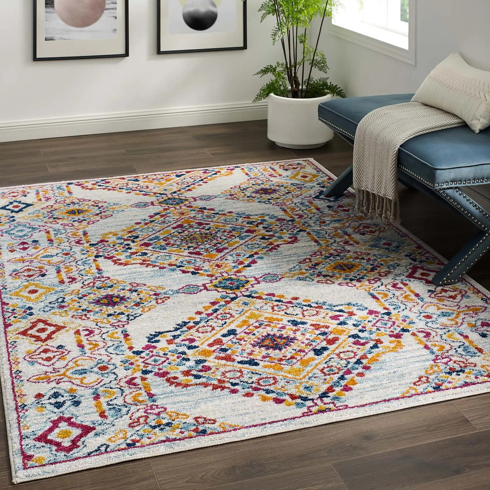 ENTOURAGE KHALIDA DISTRESSED FLORAL LATTICE