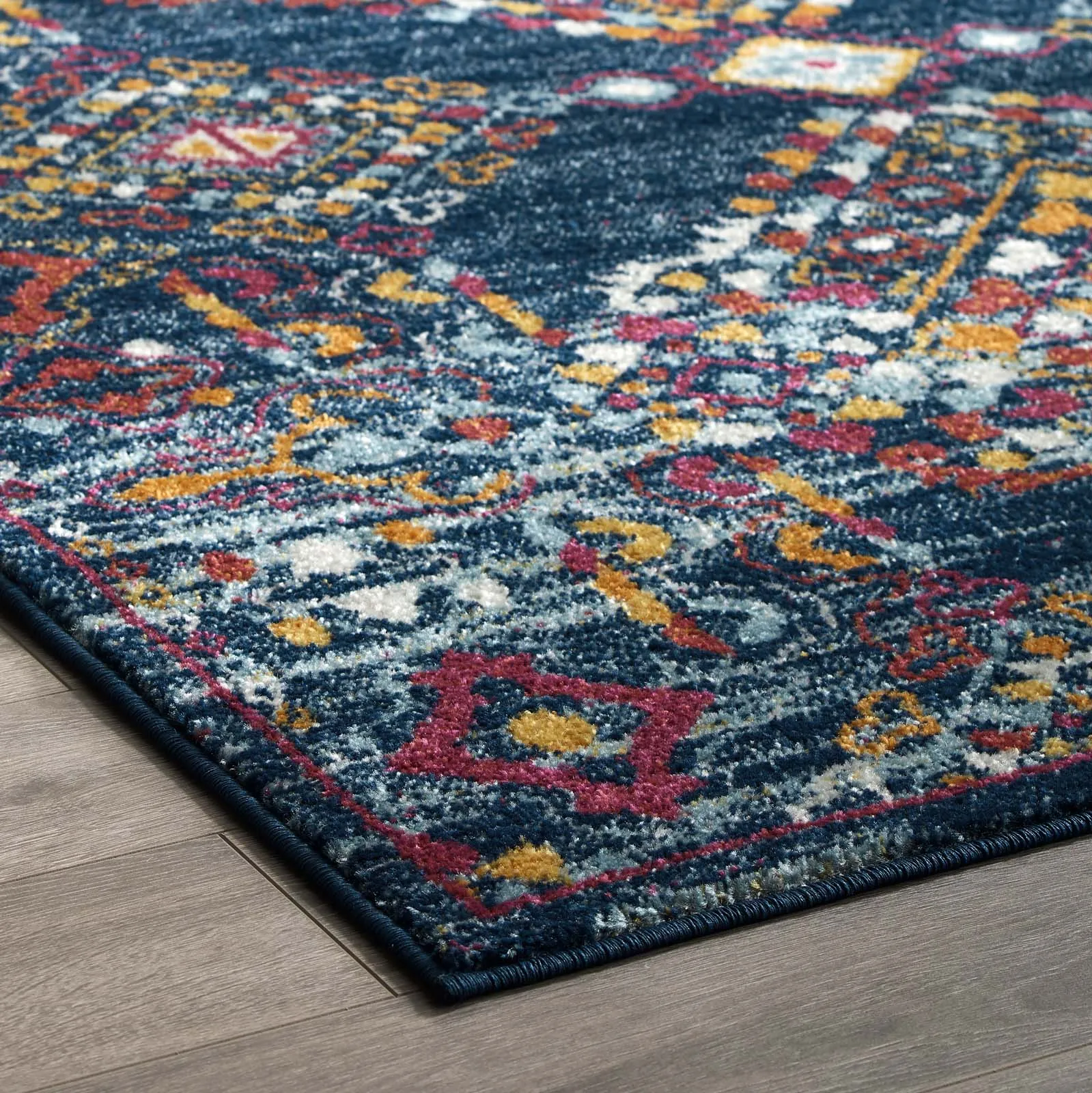 ENTOURAGE KHALIDA DISTRESSED FLORAL LATTICE