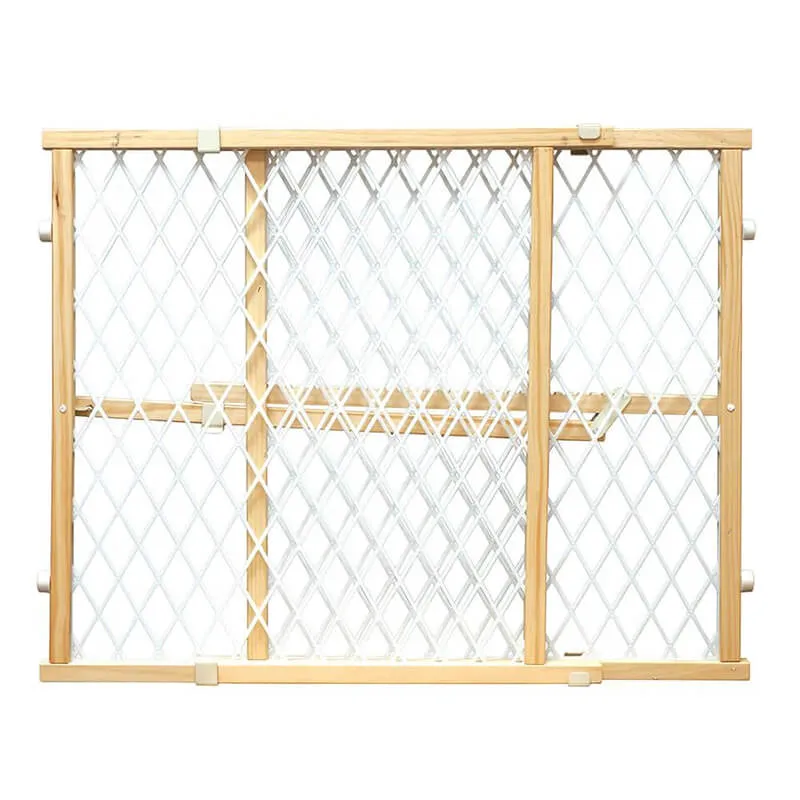 Four Paws Smart Essentials Gate