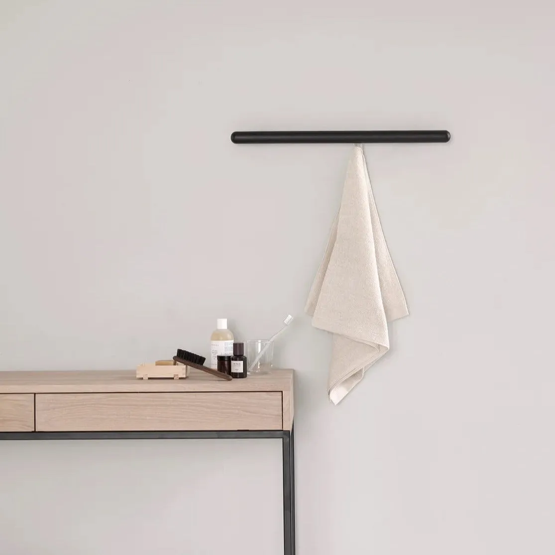 Fram Oslo Haldar Wall Rack