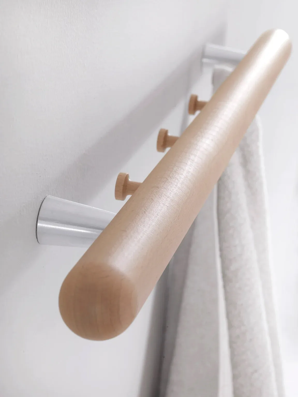 Fram Oslo Haldar Wall Rack