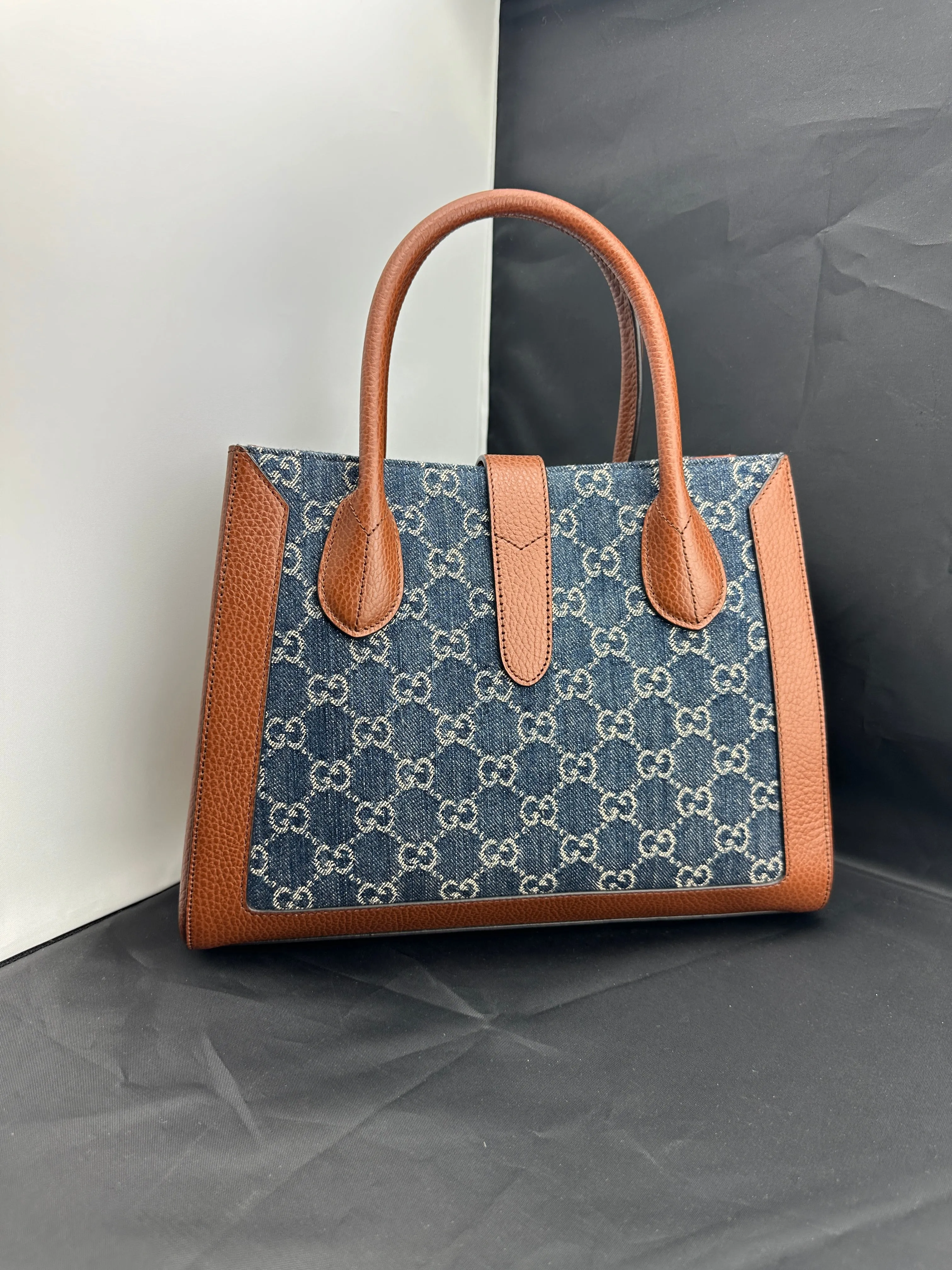 Gucci Jackie 1961 Medium Tote Bag in Denim