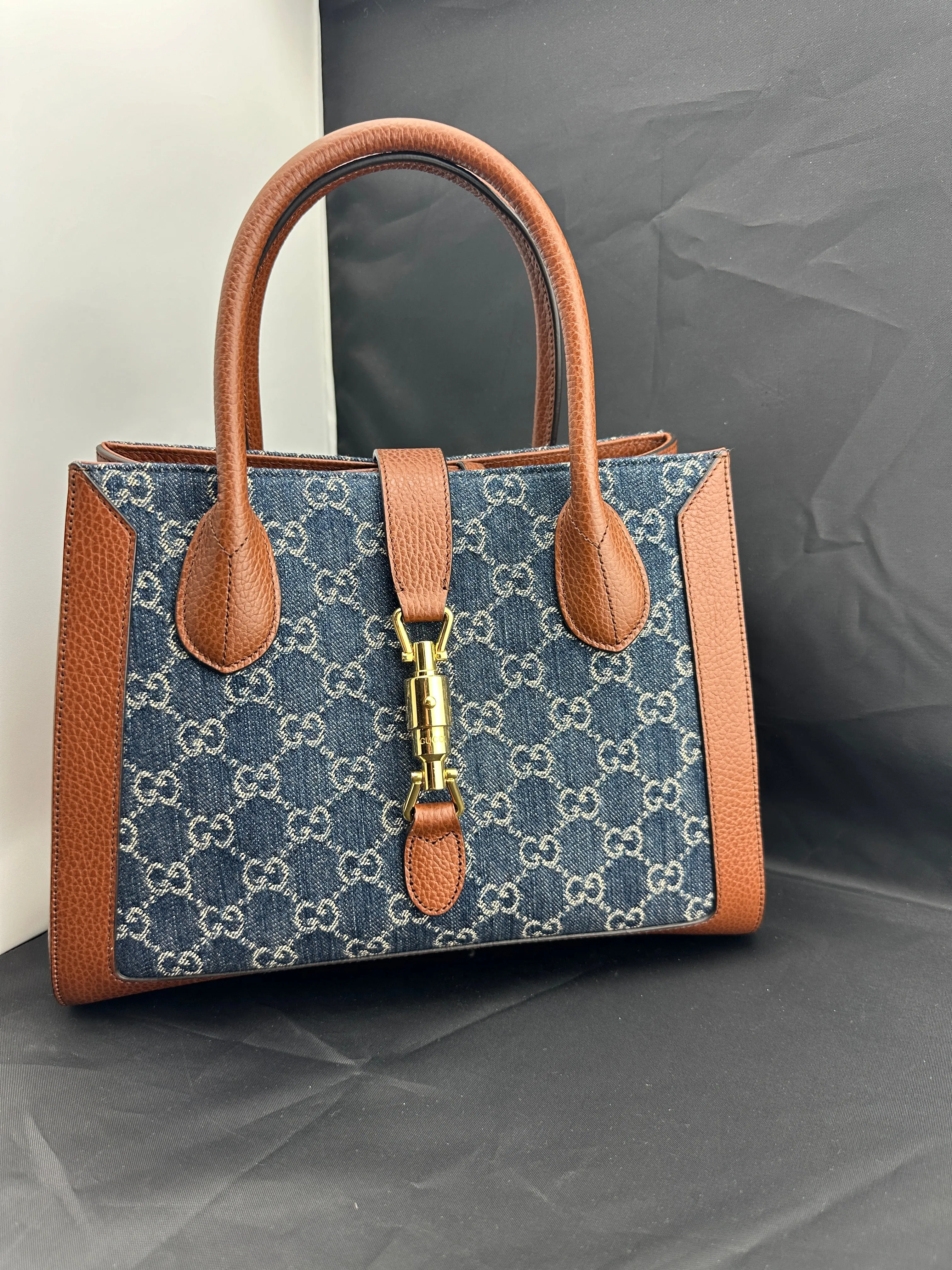 Gucci Jackie 1961 Medium Tote Bag in Denim