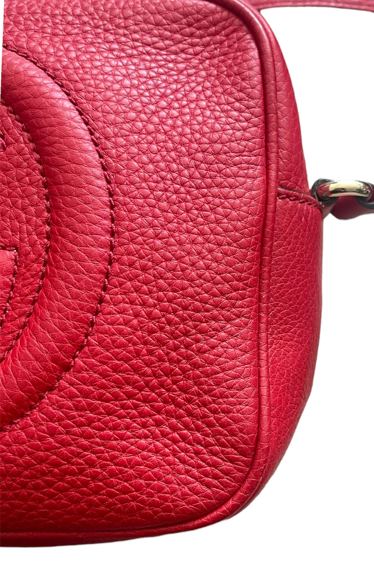 Gucci Red Pebbled Calfskin Leather Soho Disco Crossbody Bag