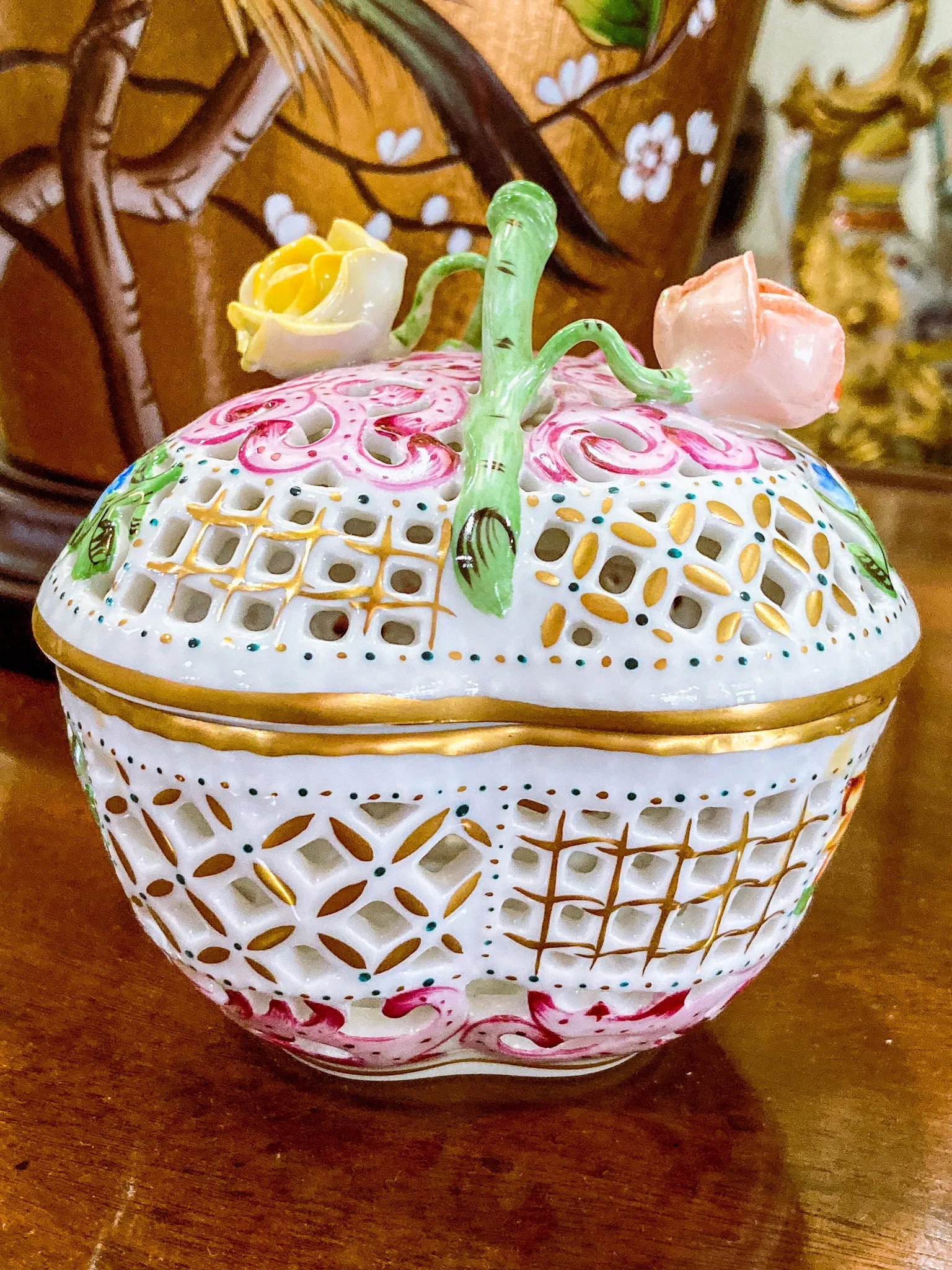 Herend Hand Painted Floral Lattice Reticulated Porcelain Rose Heart Box