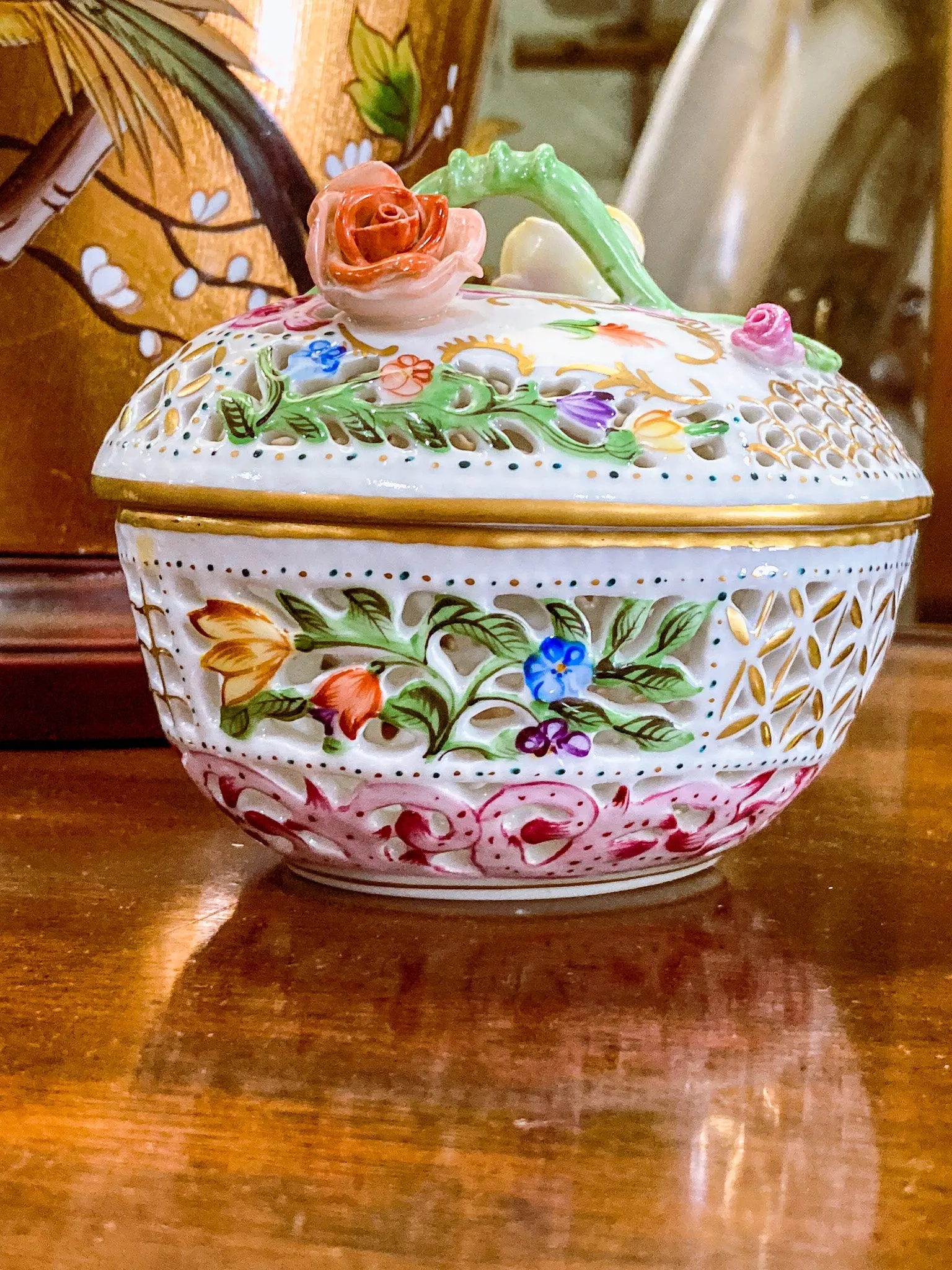 Herend Hand Painted Floral Lattice Reticulated Porcelain Rose Heart Box