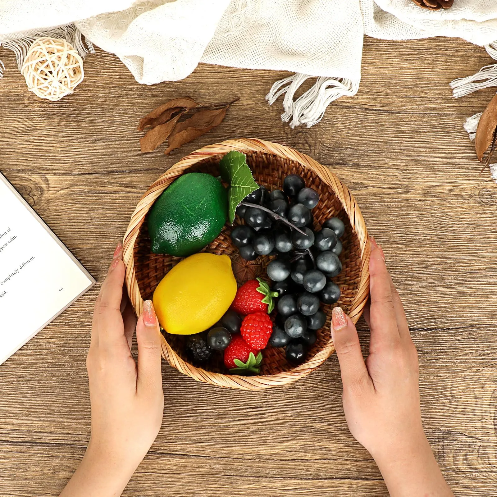 Hipiwe Round Key Basket Bowl for Entryway 7.3" Natural Rattan Fruit Bowl Woven Wicker Basket Serving Tray Rattan Organizer Basket Decorative Baskets for Kitchen Counter Bedside Living Room