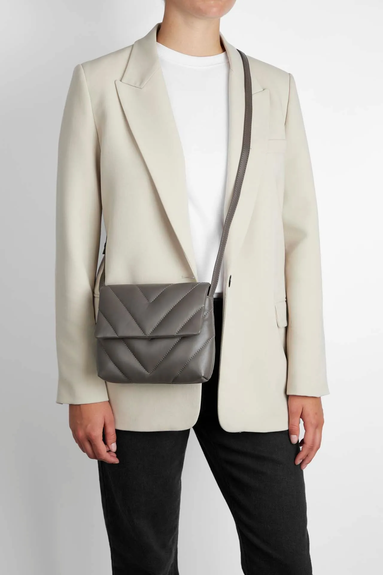 JemmaMBG Crossbody Bag, XL Arrow