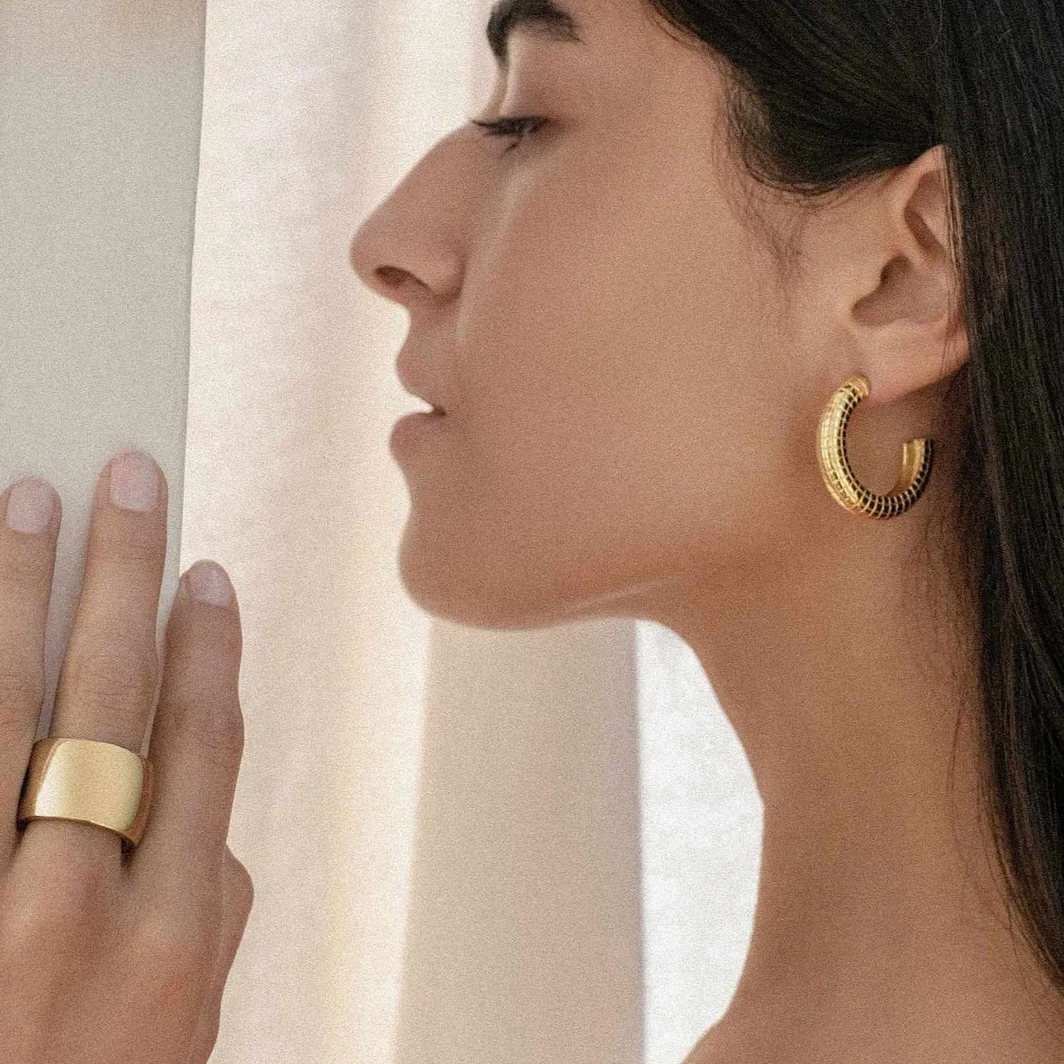 Lattice Hoops