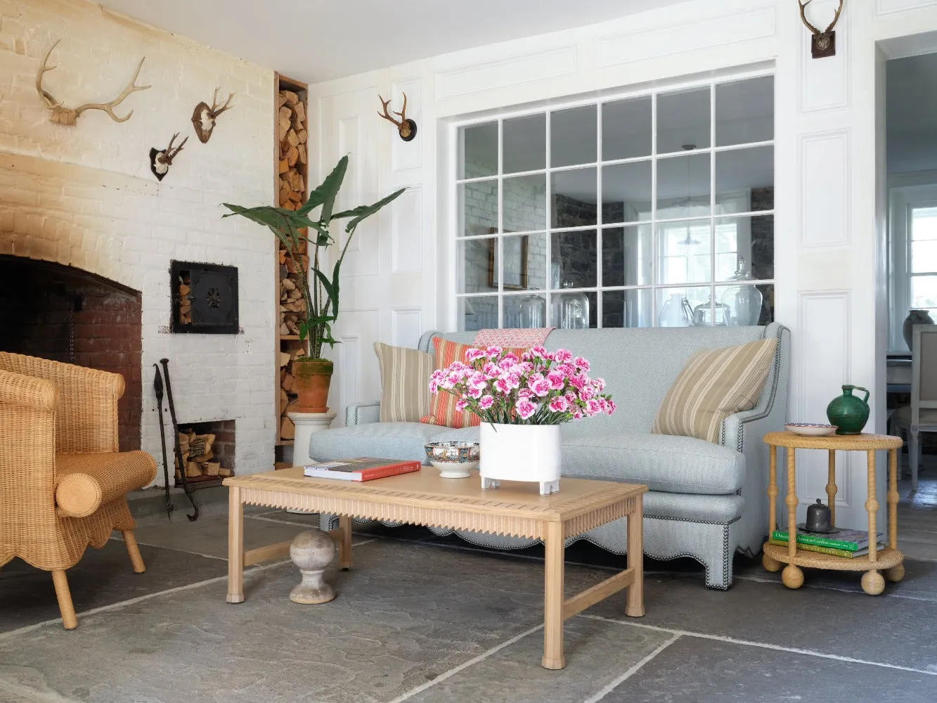Laurel Armchair