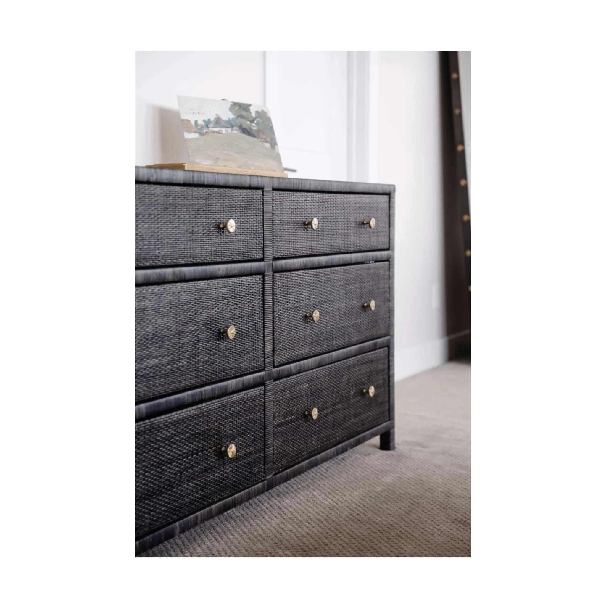 Layla Dresser