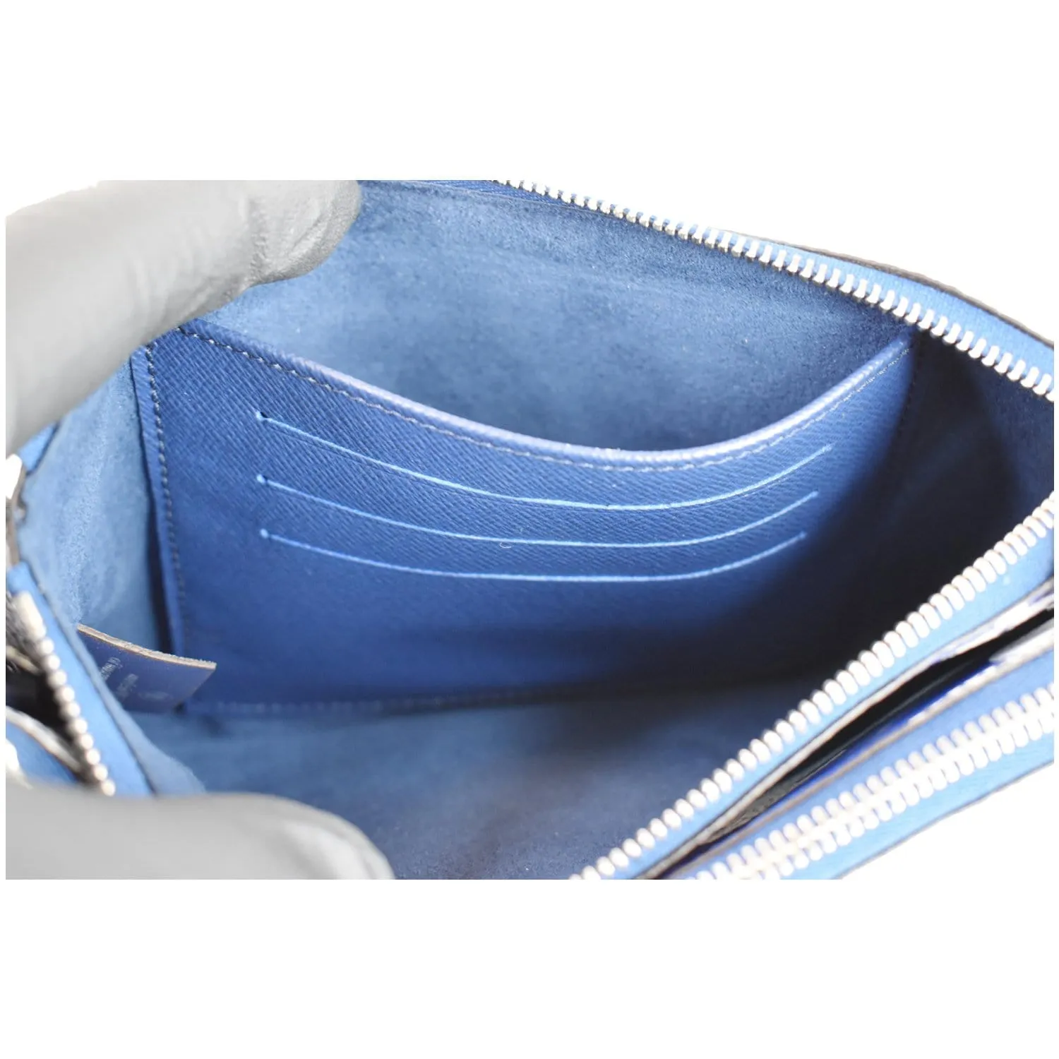 LOUIS VUITTON Escale Pochette Double Zip Chain Pouch Bag Blue