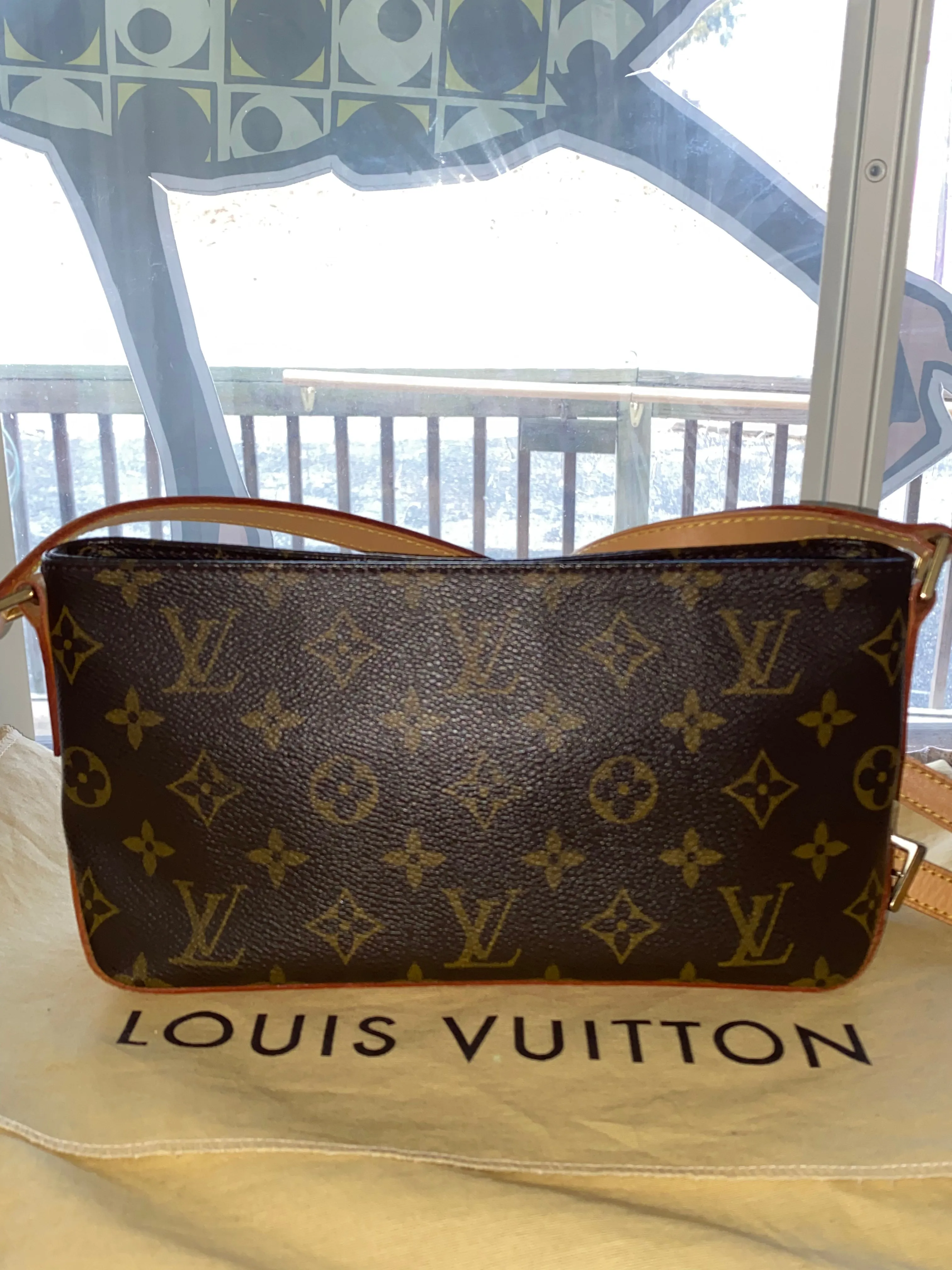 Louis Vuitton Trotteur Monogram Canvas Crossbody