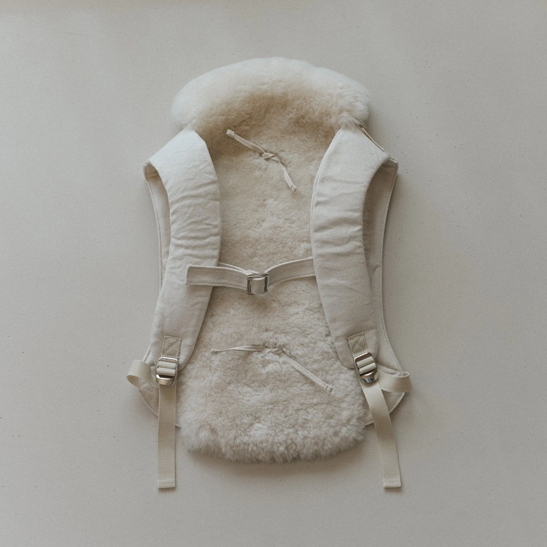 MILK SHEEPSKIN LINER FOR UP & GO CARRIER