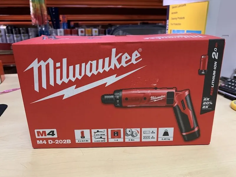 Milwaukee M4 D-202B Cordless Drill Driver / Battery Screwdriver