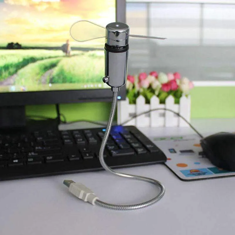 Mini LED Light USB Fan Clock High Quality