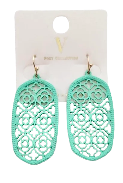 Mint lattice cutout oval earrings