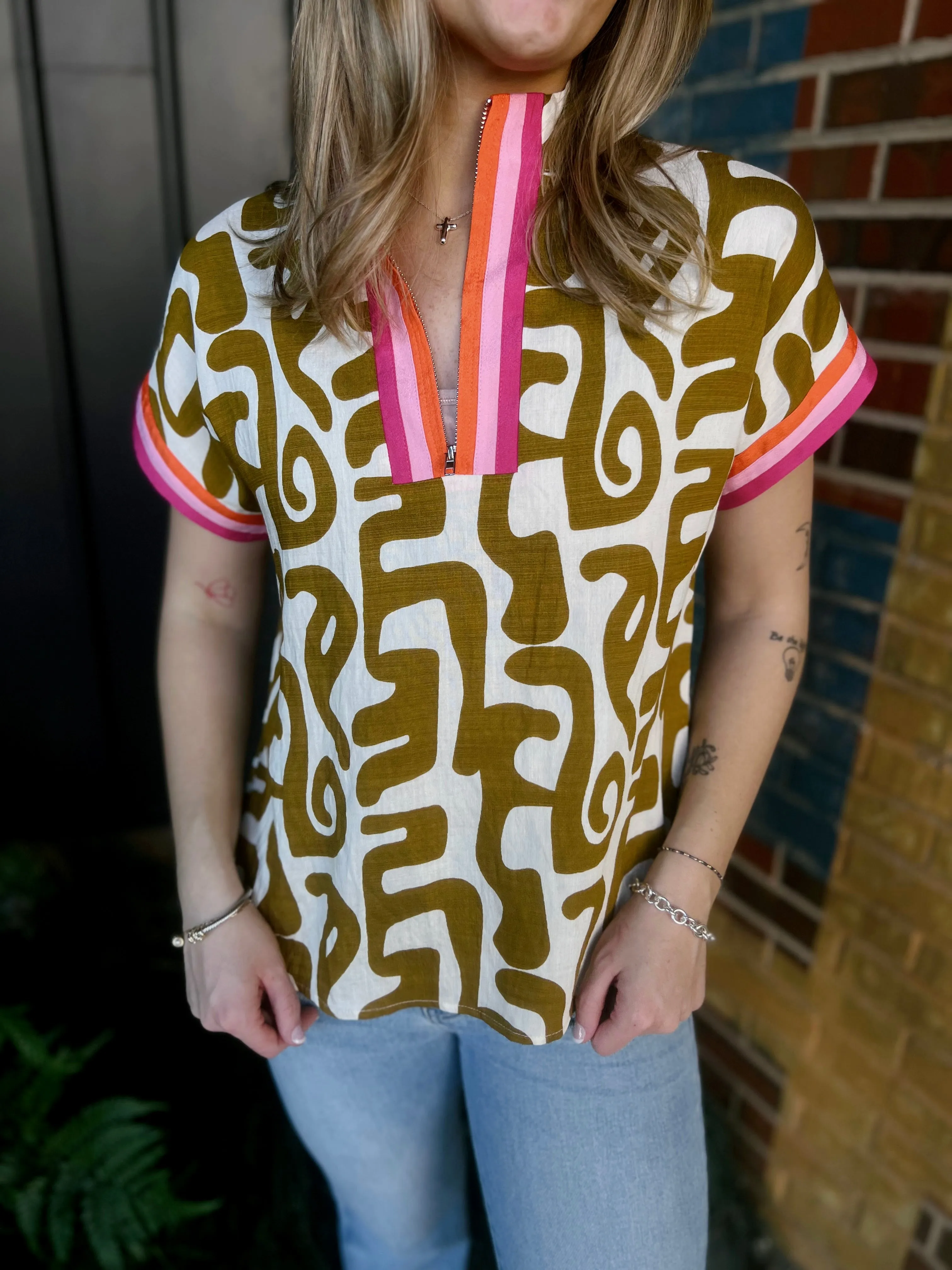 MONROE ZIP UP TOP