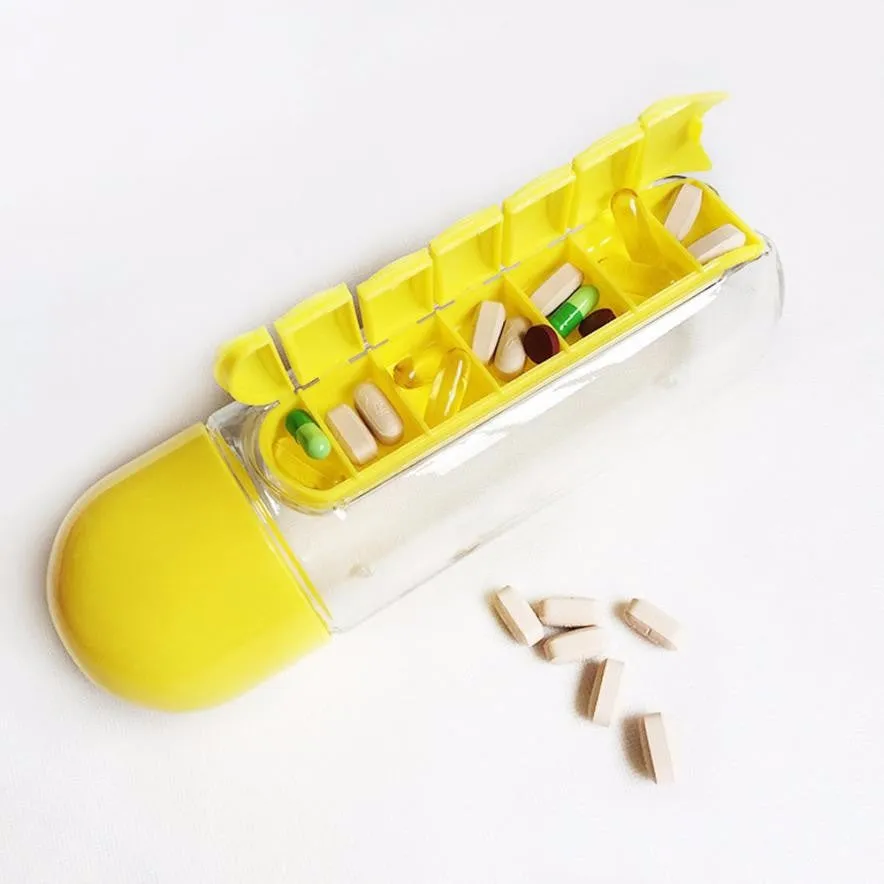 Multi-Function 600 ml Water Bottle with Built-in 7 Day Pill Organizer