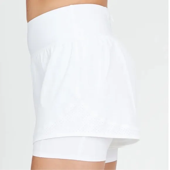 NWOT Spanx Get Moving Double Layer Shorts Size S White Back Zip Pocket Lined