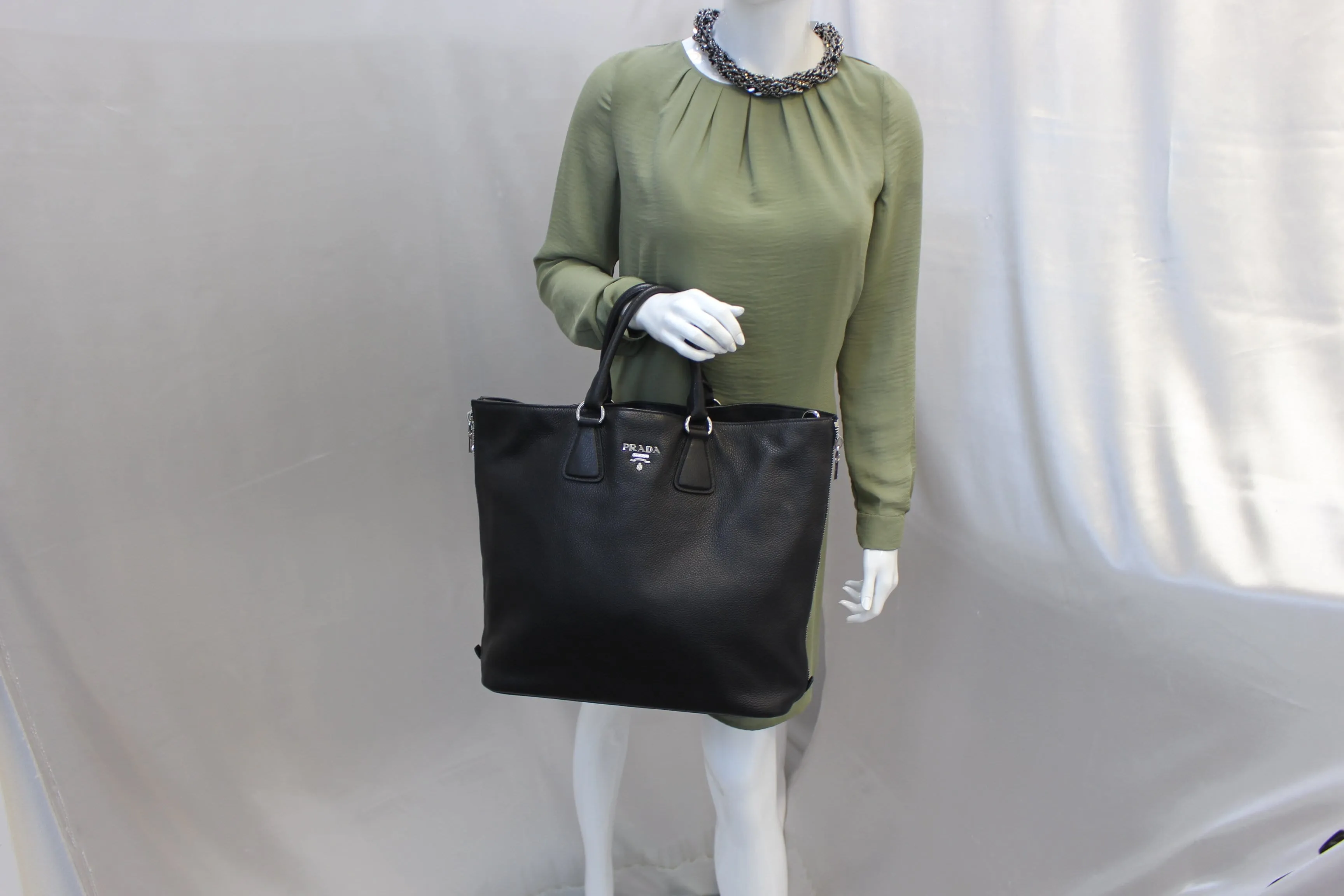 PRADA Black Leather Vitello Phenix Convertible Shopping Tote Bag
