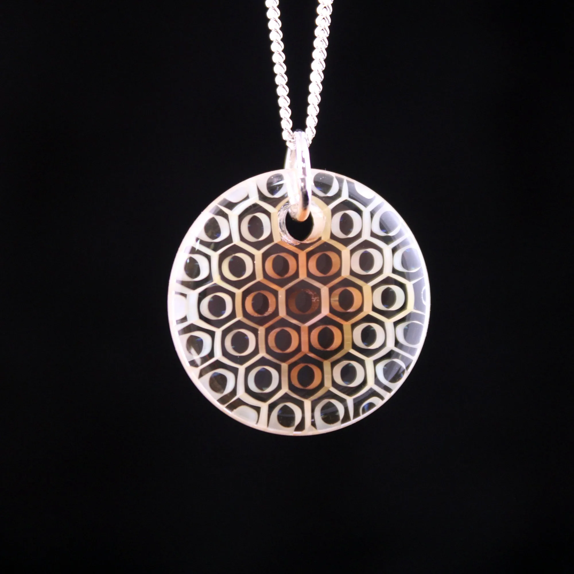 "Fortuna" Circular Honeyglass Necklace