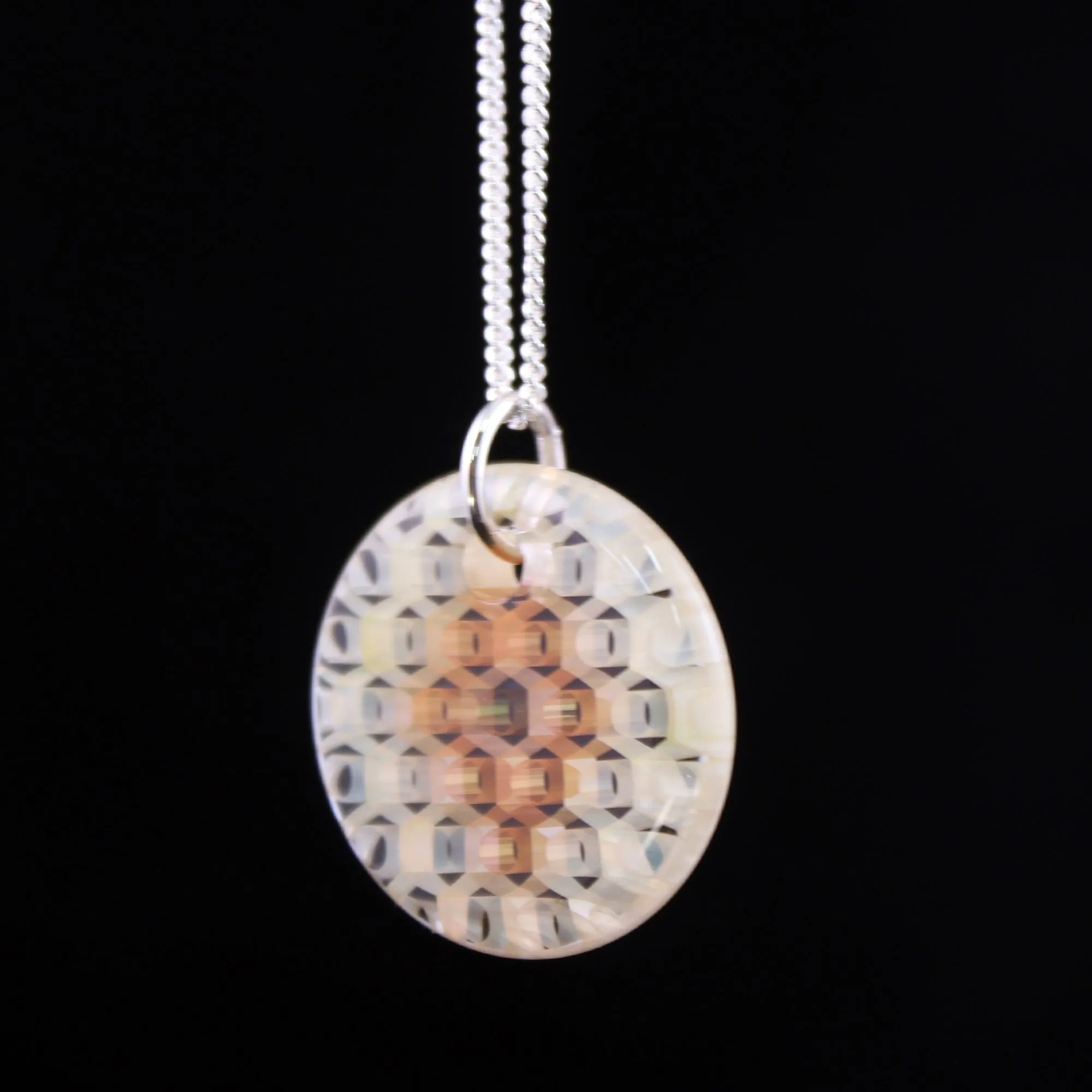 "Fortuna" Circular Honeyglass Necklace
