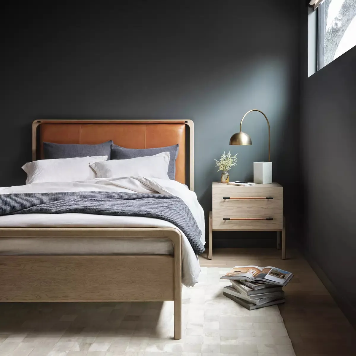 Rosedale Bed-Yucca Oak Veneer