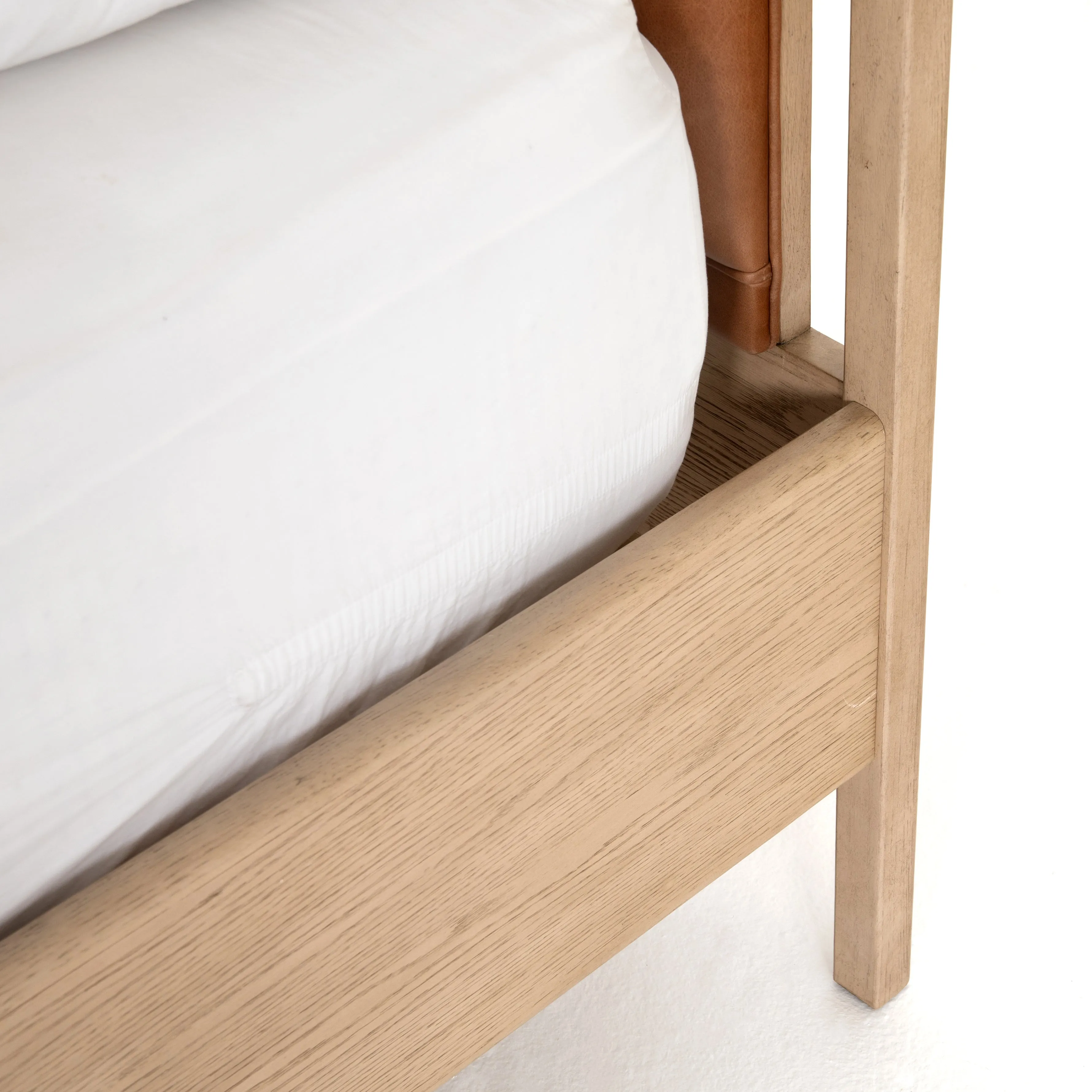 Rosedale Bed-Yucca Oak Veneer