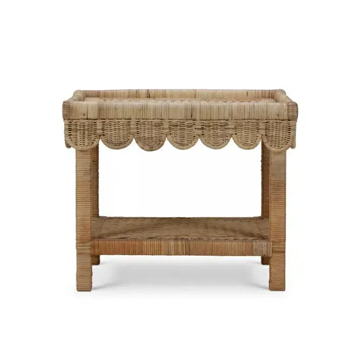 Scallop Rattan Side Tablew/ Tray in Natural In Store