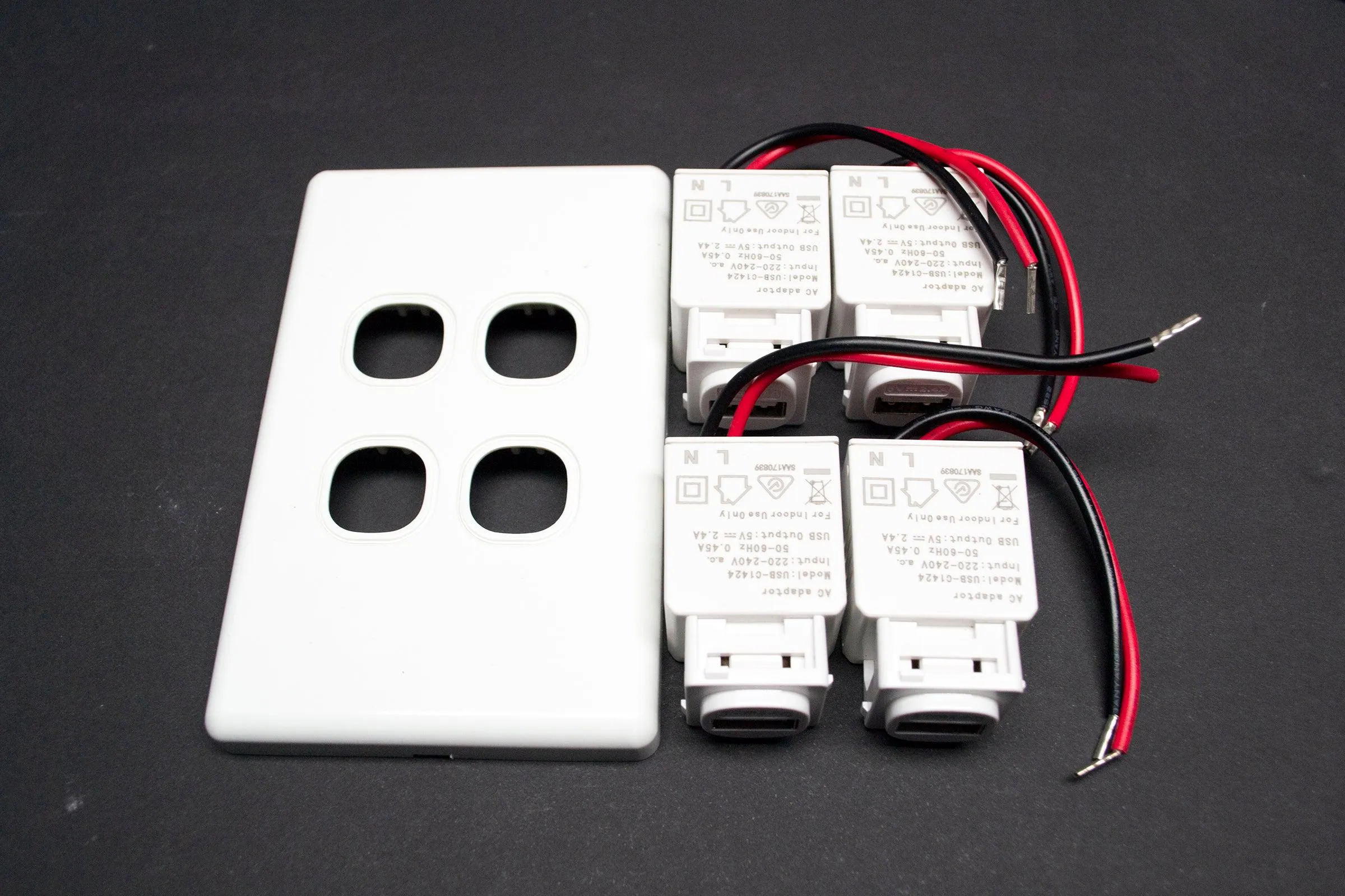 Sockets HEM USB 5VDC 2.4 Amp 1-4 Gang