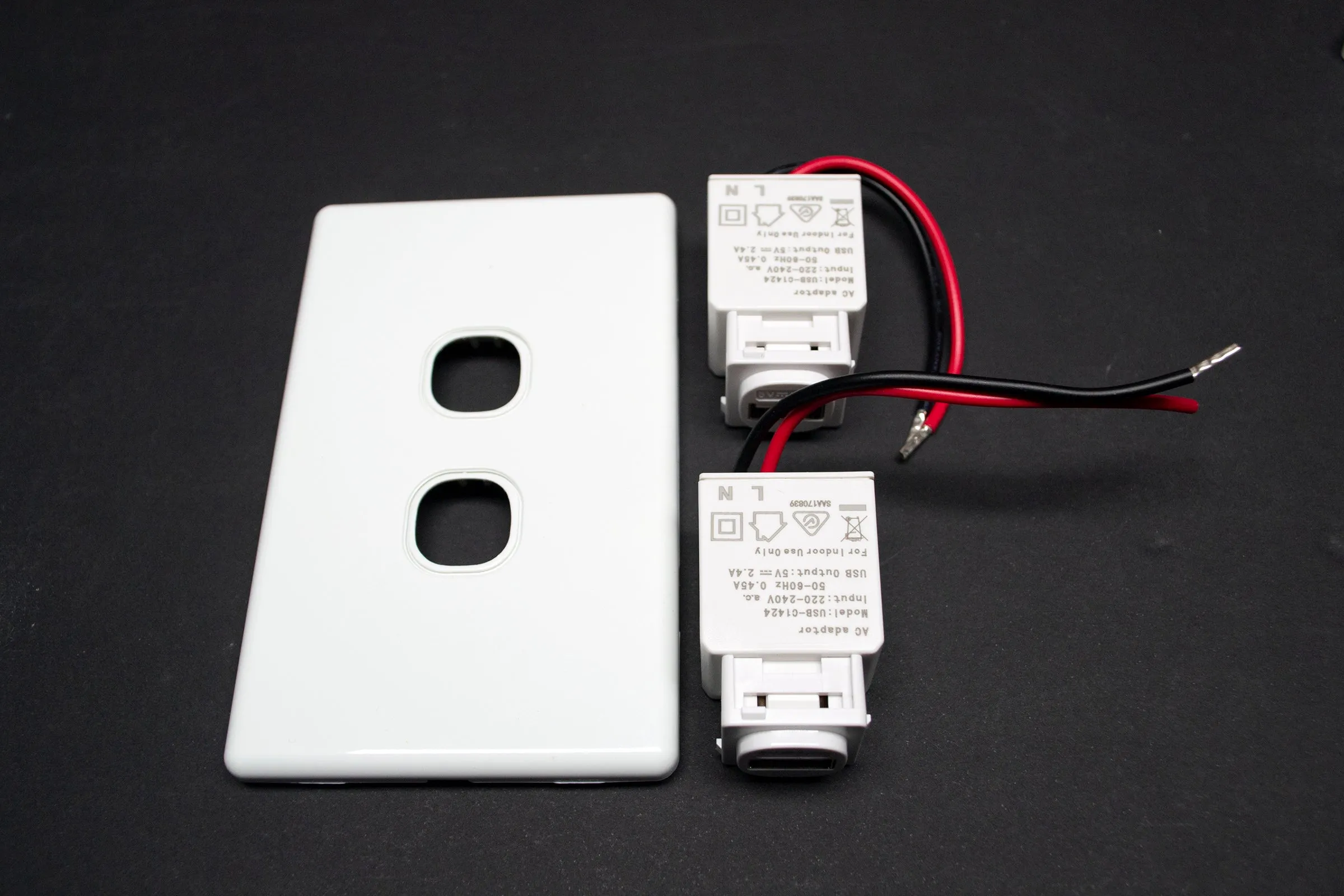 Sockets HEM USB 5VDC 2.4 Amp 1-4 Gang