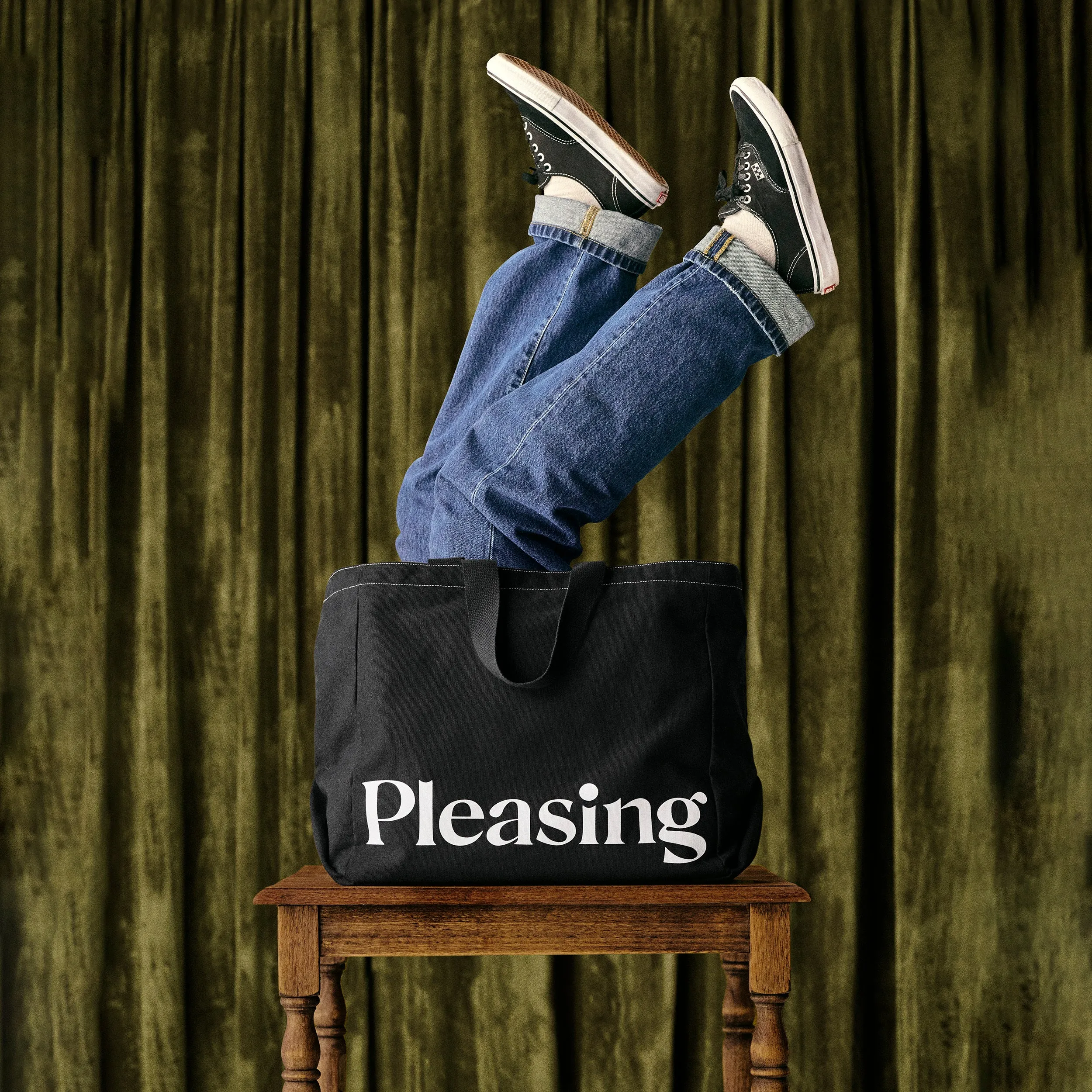 The Pleasing Big Bag in Black